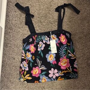 NWT revolve top size medium